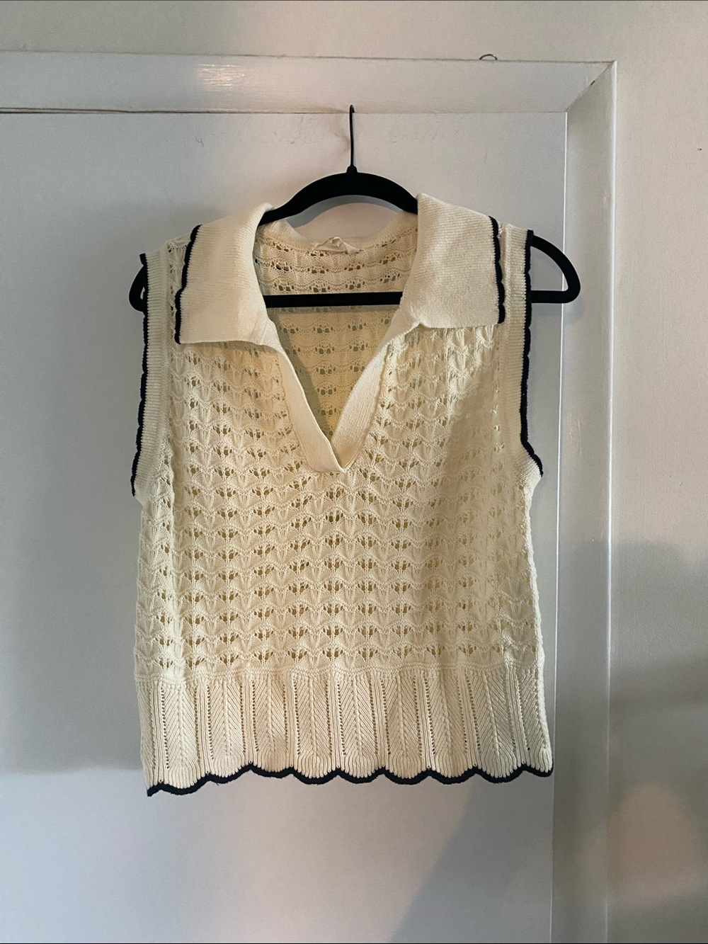 entro Cream Sleeveless V-Neck Knit Sweater with Black Trim